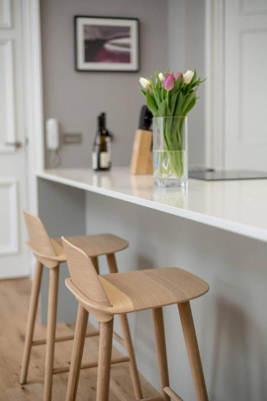 Joivy Spacious And Bright 1Bed Apt, Short Walk From Princes Street Edimburgo Exterior foto